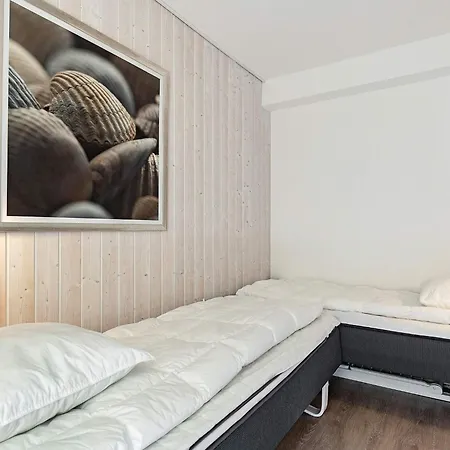 Two-bedroom In 20