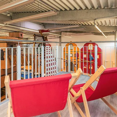 4 Person In * Wendtorf