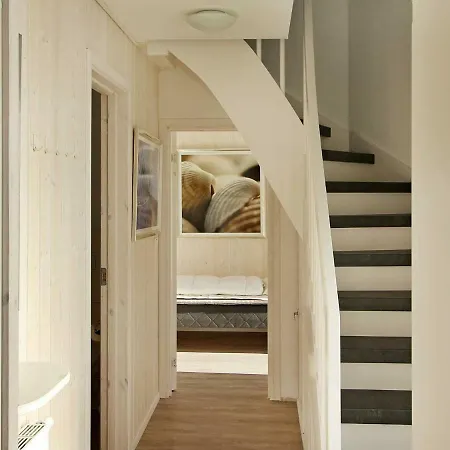 Two-bedroom In 20 *